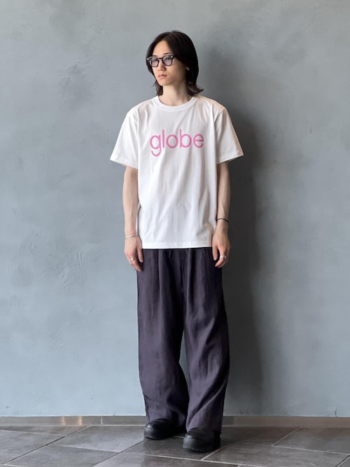 ADAM ET ROPE'（アダムエロペ） tシャツ 「globe × 10Culture for ADAM