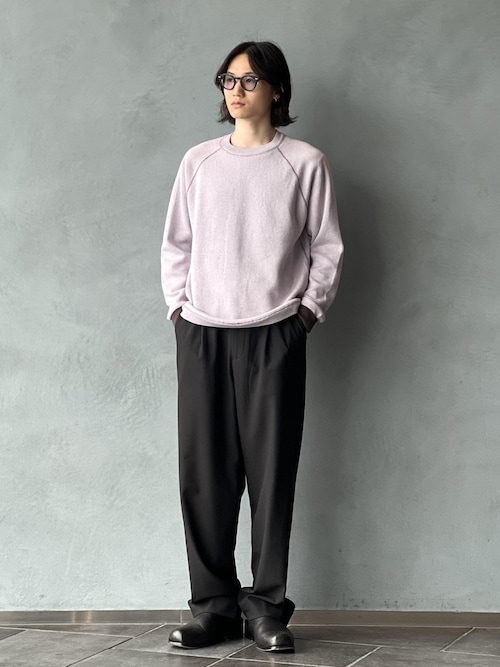 「ADAM ET ROPE'(アダムエロペ)のカシミヤブレンドリバーシブルクルーネックニット(ニット/セーター)」を使った、kodai kanomataさん(メンズ・172cm)の秋コーディネート