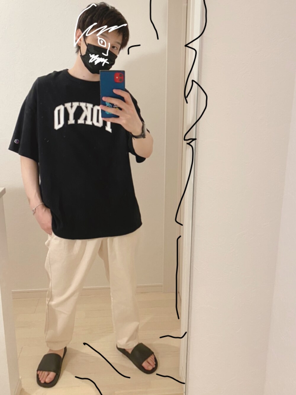 「ゆるコーデ、シェフパンツ、シュプリーム、ビッグシルエット」｜「Championのアイテム（Tシャツ/カットソー、ブラック系）」を使った、weartacktさん（メンズ・177cm）の夏コーディネートの1枚目の写真