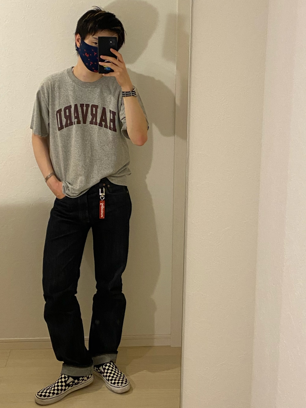 「summer、supreme、VANS、ゆるコーデ、TMT、goro's」｜「LEVI'S VINTAGE CLOTHINGのアイテム（デニムパンツ、ブルー系）」を使った、weartacktさん（メンズ・177cm）の夏コーディネートの1枚目の写真