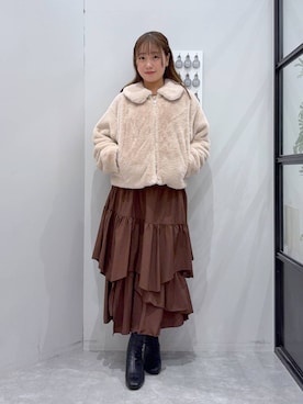 「アイテム（チョーカー）」を使った、YUIさん（レディース・162cm）の秋コーディネート
