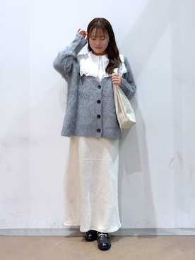 「LOWRYS FARM（ローリーズファーム）のシャギーロングＶカーディガン　595935（カーディガン/ボレロ）」を使った、YUIさん（レディース・162cm）の秋コーディネート