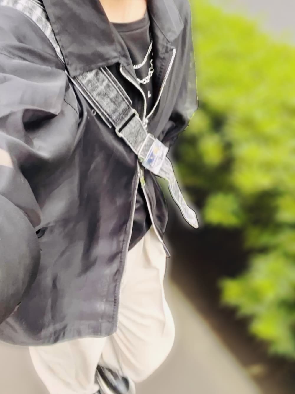 ダブルジップ シアーシャツブルゾンを使った人気ファッション