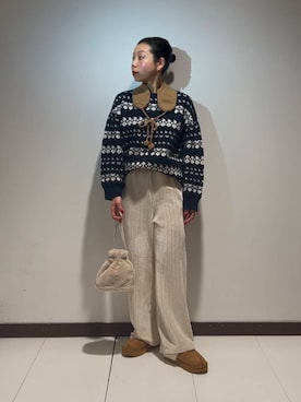 「アイテム（イヤーマフ）」を使った、AKIRAさん（レディース・162cm）の冬コーディネート