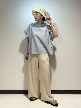 「SMELLY（スメリー）のアイテム（帽子）」を使った、AKIRAさん（レディース・162cm）の夏コーディネート