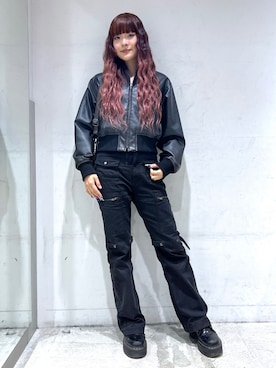 「アイテム（キーホルダー）」を使った、みおさん（レディース・159cm）の秋コーディネート