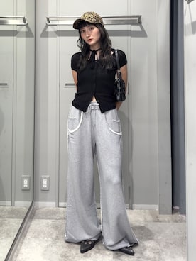 「アイテム（スウェットパンツ）」を使った、犬童南実さん（レディース・158cm）の夏コーディネート