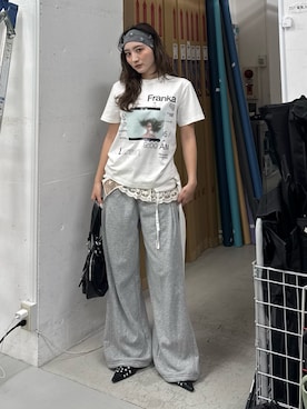 「SLY（スライ）のアイテム（バッグ）」を使った、犬童南実さん（レディース・158cm）の春コーディネート