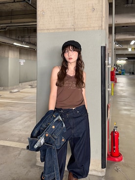 「SLY（スライ）のアイテム（パンツ）」を使った、犬童南実さん（レディース・158cm）の夏コーディネート