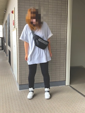 「UNIQLO（ユニクロ）のウルトラストレッチジーンズ（デニムパンツ）」を使った、yumittさん（レディース・165cm）の夏コーディネート