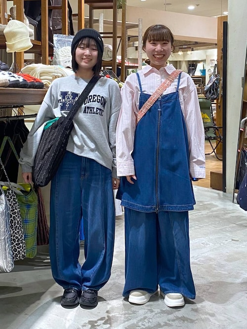 セール】ブラッシュエンブロ裏毛プルオーバー（スウェット）｜niko and