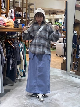 「niko and...（ニコアンド）のオリジナル2WAYテープトートバッグ（トートバッグ）」を使った、いくみさん（レディース・155cm）の秋コーディネート