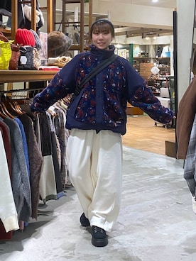 「アイテム（ニットキャップ/ビーニー、グレー系）」を使った、いくみさん（レディース・155cm）の秋コーディネート