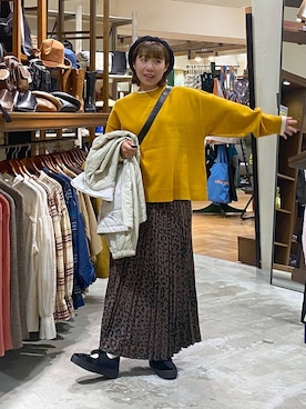 「アイテム（その他アウター、グレー系）」を使った、いくみさん（レディース・155cm）の秋コーディネート