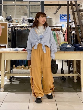 いくみさんの「サイドスリットストラップリボンパンツ」を使ったコーディネート