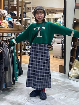 「アイテム（スリッポン）」を使った、いくみさん（レディース・155cm・20代）の秋コーディネート