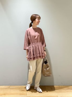 「ビジネス」｜「アイテム（アクセサリー）」を使った、藤田（fujita）さん（レディース・157cm）の秋コーディネート