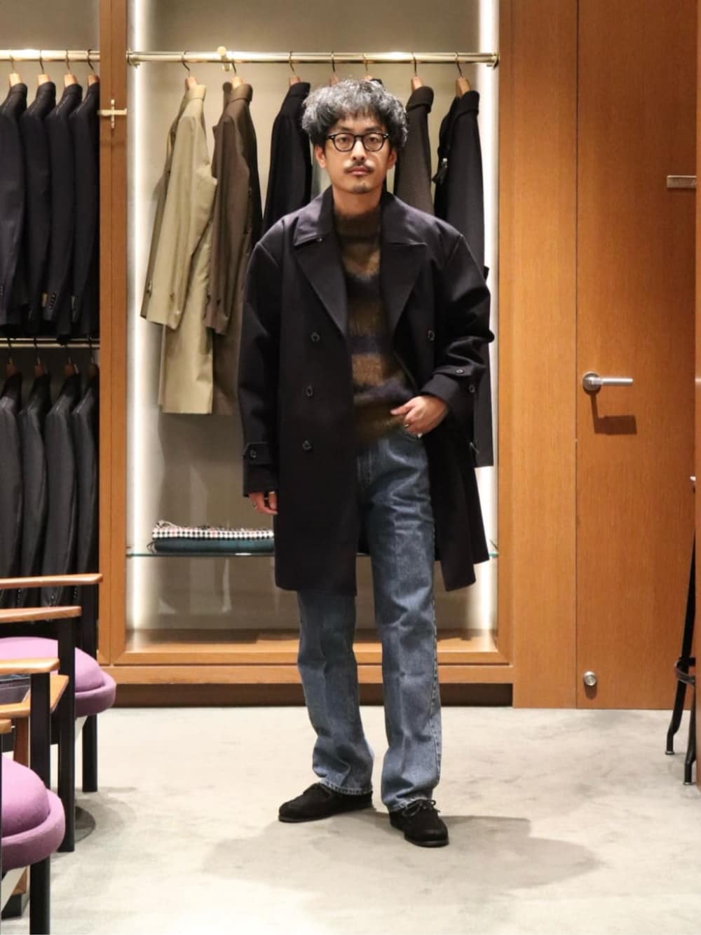 「ベーシック/トラッド、リラックススタイル、別注、冬服、コート、冬コーデ、united arrows」｜「Mackintoshの【別注】＜MACKINTOSH＞HUMBIE/メルトン Pコート（ピーコート、ブルー系）」を使った、HORIKAWA HARUKIさん（メンズ・173cm）の秋コーディネートの1枚目の写真