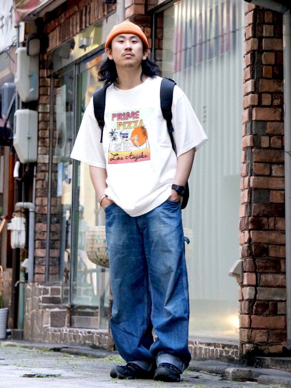 「カジュアル、ゆるコーデ、ラフ、Tシャツ/カットソー、今日のコーデ、ストリート、古着、ライトオン、プチプラコーデ、ニット帽」｜「BACK NUMBERの【BACK NUMBER】無地カラーワッチ（ニットキャップ/ビーニー、オレンジ系）」を使った、マッスルさん（メンズ・169cm）の夏コーディネートの1枚目の写真