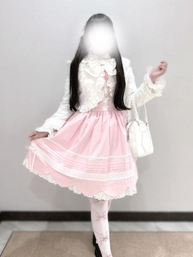 「BABY, THE STARS SHINE BRIGHTのアイテム（ジャンパースカート、ピンク系）」を使った、はにゅ〜さん（レディース・158cm）の夏コーディネート