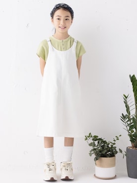 「ARCH & LINE（アーチアンドライン）のアイテム（ジャンパースカート）」を使った、ARCH&LINE Officialさん（キッズ・124cm）の春コーディネート