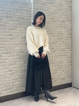 「GALLEST（ギャレスト）のクロップドケーブルニット（ニット/セーター、ホワイト系）」を使った、Mikoさん（レディース・157cm）の秋コーディネート