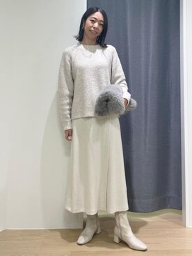 「INDIVI（インディヴィ）の【洗える／ラメ／意匠感】ミックスブークレニット（ニット/セーター、ホワイト系）」を使った、Mikoさん（レディース・157cm）の冬コーディネート