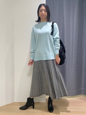「INDIVI（インディヴィ）の【洗える／カシミヤ混】ボトルネック ドルマンスリーブニット（ニット/セーター、ブルー系）」を使った、Mikoさん（レディース・157cm）の冬コーディネート