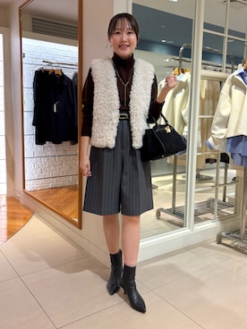 「アイテム（ヘアアクセサリー）」を使った、Mihoさん（レディース・159cm）の秋コーディネート