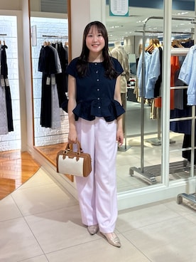 「NOLLEY’S（ノーリーズ）の《セットアップ対応》ウォッシャブルストレッチツイル愛されセミワイドパンツ（その他パンツ、ピンク系）」を使った、Mihoさん（レディース・160cm）の春コーディネート