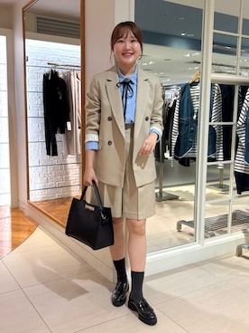 「アイテム（バレッタ/ヘアクリップ）」を使った、Mihoさん（レディース・159cm）の秋コーディネート