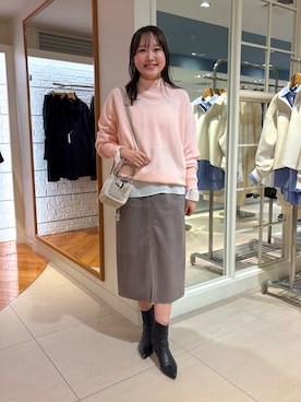 「アイテム（ヘアアクセサリー）」を使った、Mihoさん（レディース・159cm）の秋コーディネート