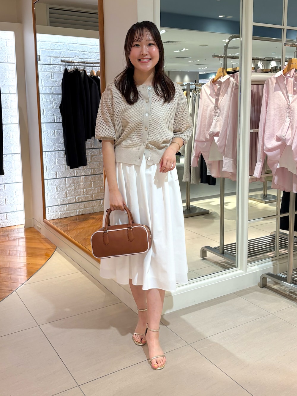 Mihoさんの（NOLLEY’S）を使ったコーディネートの1枚目の写真