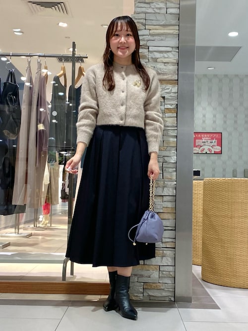 新品未使用　フォクシー　イリプスフレア　スカート　ソフィーブルー セール】ウォッシャブルタフタタックフレアスカート（スカート