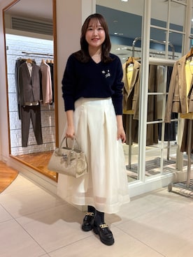 「アイテム（ブローチ/コサージュ）」を使った、Mihoさん（レディース・160cm）の冬コーディネート