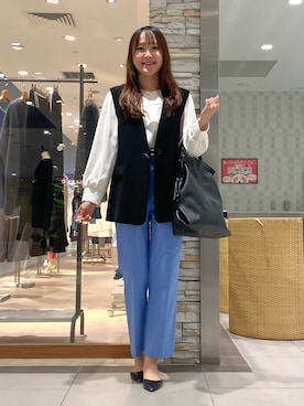 「お仕事スタイル」｜「アイテム（アクセサリー）」を使った、Mihoさん（レディース・159cm）の秋コーディネート