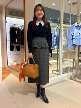 「アイテム（ストール/ショール）」を使った、Mihoさん（レディース・159cm）の秋コーディネート