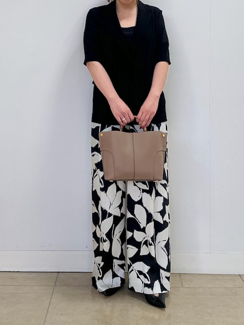 セール】DEVEAUXジオメトリックフラワーイージーワイドパンツ（その他