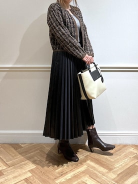 「アイテム（トートバッグ）」を使った、sariさん（レディース・162cm・40代）の秋コーディネート