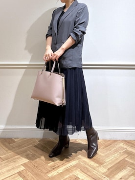 「アイテム（テーラードジャケット）」を使った、sariさん（レディース・162cm・40代）の秋コーディネート