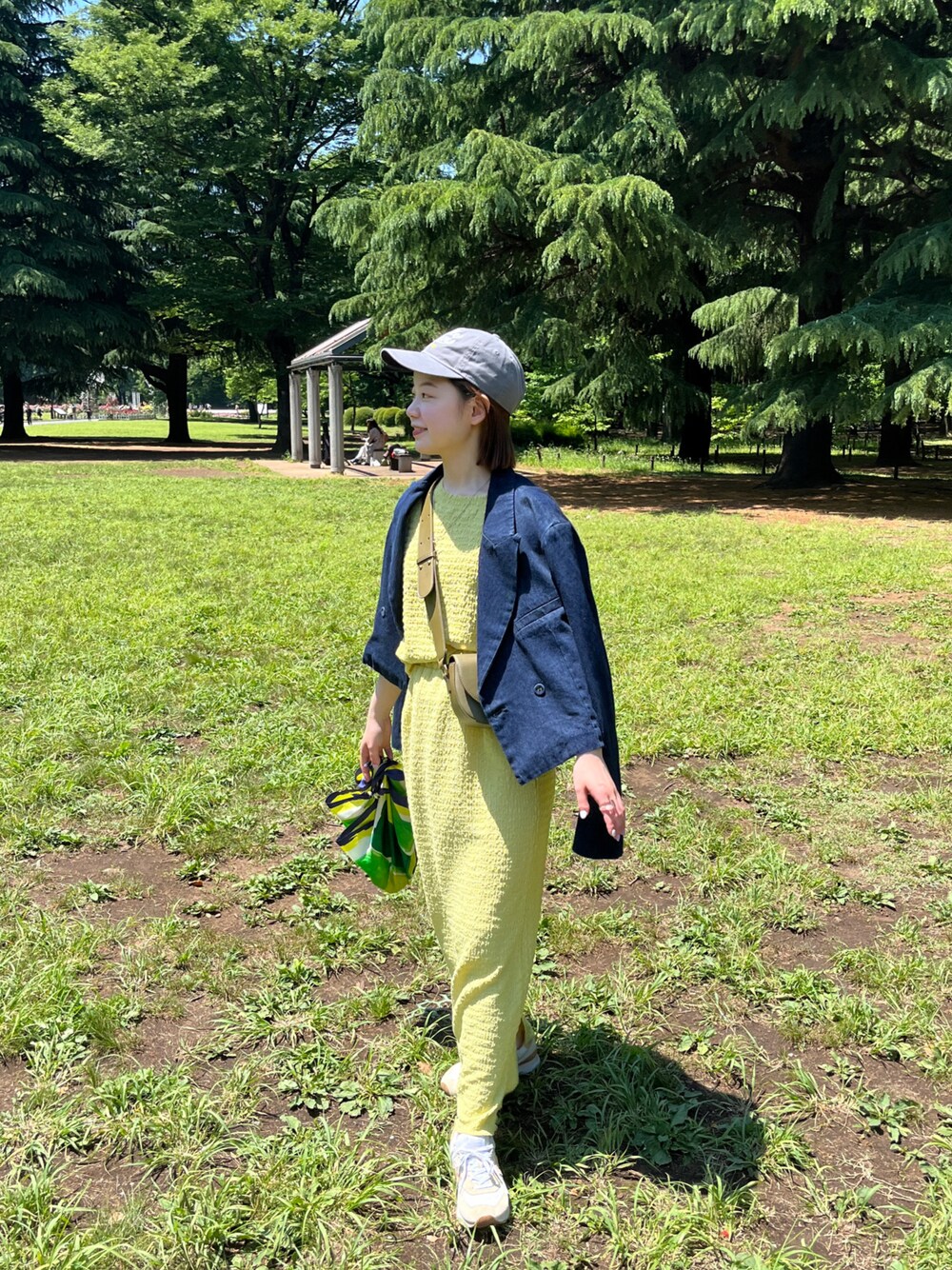 「お出かけコーデ日記、休日コーデ、初夏コーデ、低身長、プチプラコーデ、Shellyisland、Reurie」｜「Shelly islandの楊柳カットノースリーブカットソー（Tシャツ/カットソー、グリーン系）」を使った、matsuringooさん（レディース・155cm）の春コーディネートの1枚目の写真