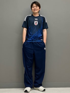 「サッカー」｜「アイテム（スウェットパンツ）」を使った、TRさん（メンズ・176cm）の夏コーディネート