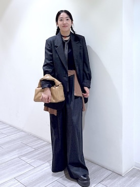 「ADAM ET ROPE'（アダムエロペ）のアイテム（ハンドバッグ）」を使った、Fujimotoさん（レディース・155cm）の秋コーディネート