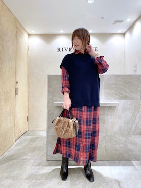 「RIVEDROITE」｜「アイテム（シャツワンピース）」を使った、miyabiさん（レディース・155cm）の秋コーディネート