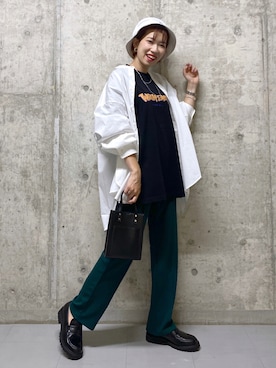 「PBLIM（ページボーイリム）のPAGEBOYLIM/ロゴ刺繍バケットハット2（ハット）」を使った、tagochiさん（レディース・159cm）の夏コーディネート