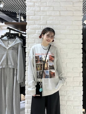 「アイテム（スマホグッズ）」を使った、tagochiさん（レディース・159cm）の秋コーディネート