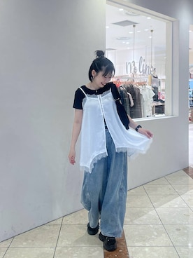 「PAGEBOY（ページボーイ）の＜まるでデニム見え！/紫外線カット/接触冷感＞マルデニコクーンパンツ（デニムパンツ、ブルー系）」を使った、tagochiさん（レディース・159cm）の春コーディネート