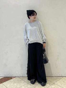 「PAGEBOY（ページボーイ）のギャザースリーブスウェット（スウェット、グレー系）」を使った、tagochiさん（レディース・159cm）の秋コーディネート