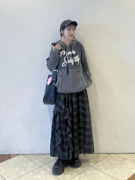 「PAGEBOY（ページボーイ）のラインフリンジティアードスカート/フリルスカート【ウエストゴム・ストレスフリー】（スカート）」を使った、tagochiさん（レディース・159cm）の秋コーディネート