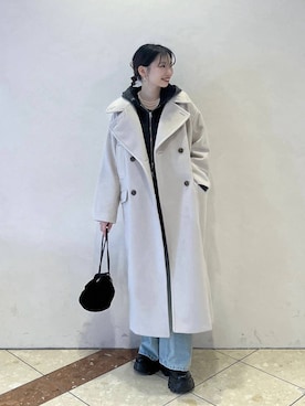 「おでかけ」｜「アイテム（チェスターコート）」を使った、tagochiさん（レディース・159cm）の冬コーディネート